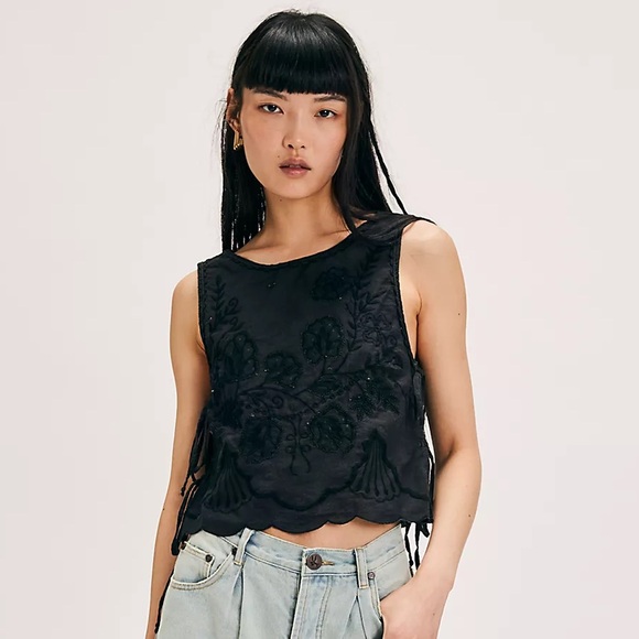 Free People faded gardens Black Lace tank - Picture 1 of 7
